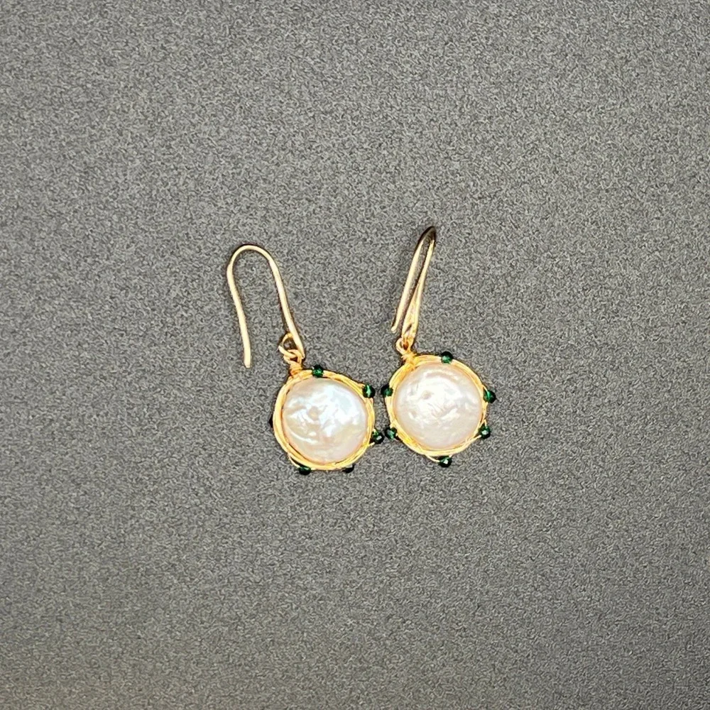 Coin Pearl Earrings‎ Gold Tone Wire Wrapped Beaded Green Boho Coastal Resort